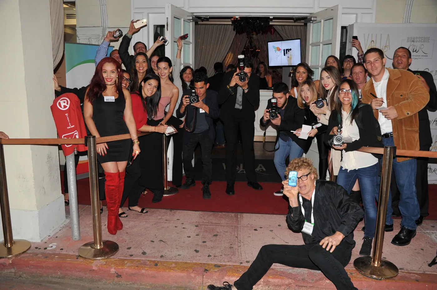 Paparazzi Entrance 6